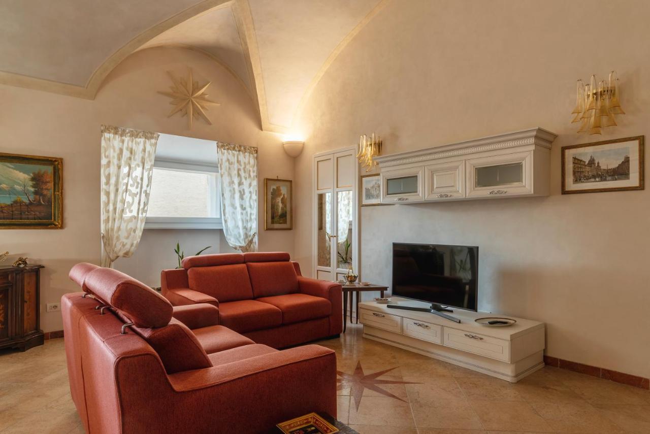 Palazzo Altieri Elegant Apartment ローマ エクステリア 写真